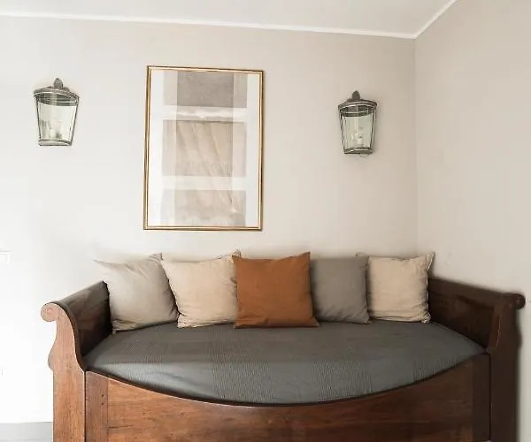 Easytopstay - Piazza Venezia Charming Penthouse Apartamento Roma