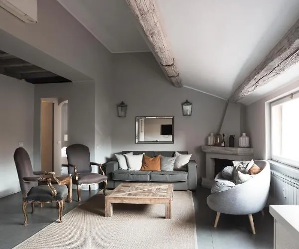 Apartamento Easytopstay - Piazza Venezia Charming Penthouse