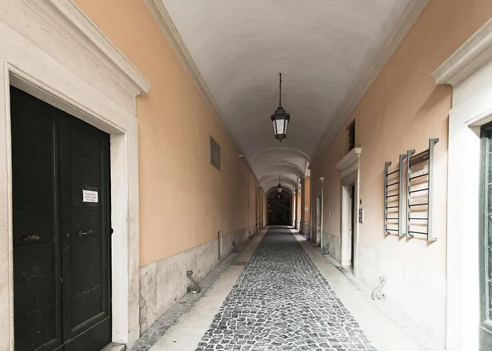 Easytopstay - Piazza Venezia Charming Penthouse *