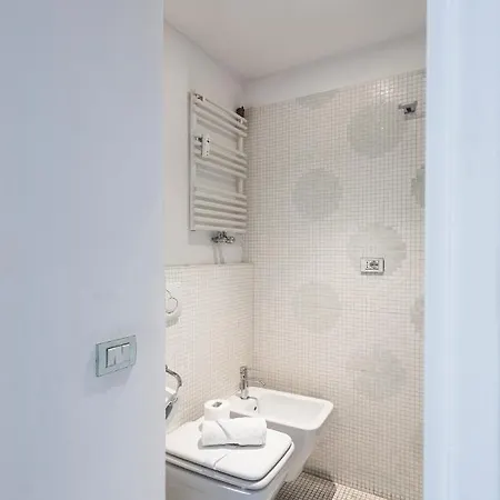 Daire Charming Penthouse In Piazza Venezia With Terrace *